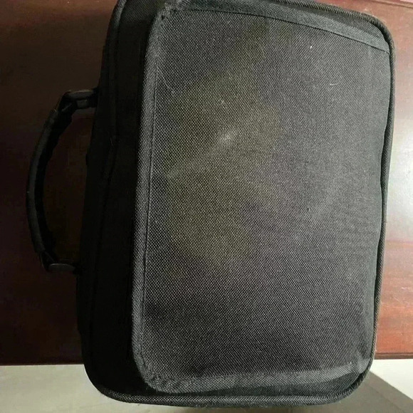 5/$25 Nec 2002 projector for repair, light broken only - Picture 4 of 11